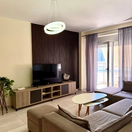 Terraces Twobedroom Modern Daire